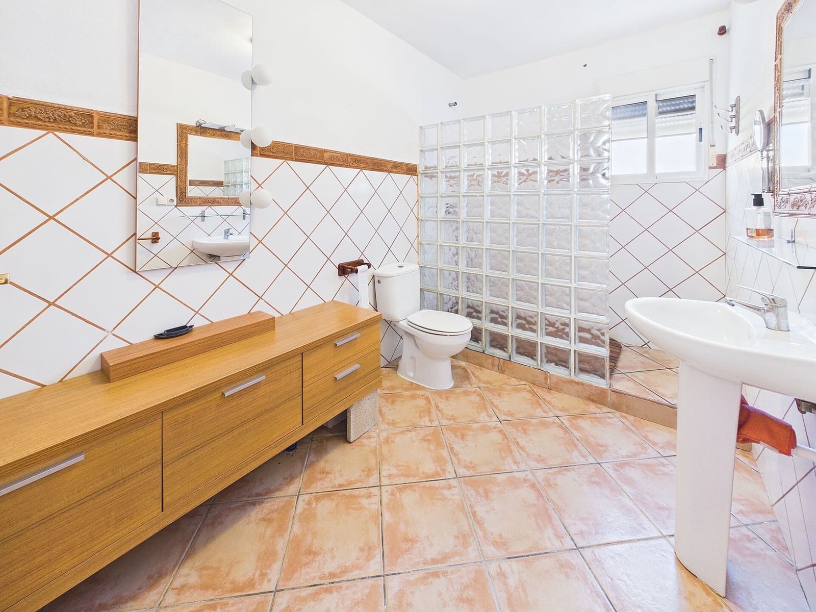 3 soveværelse Villa til salg i Albatera med swimmingpool - € 380.000 (Ref: 9684016)