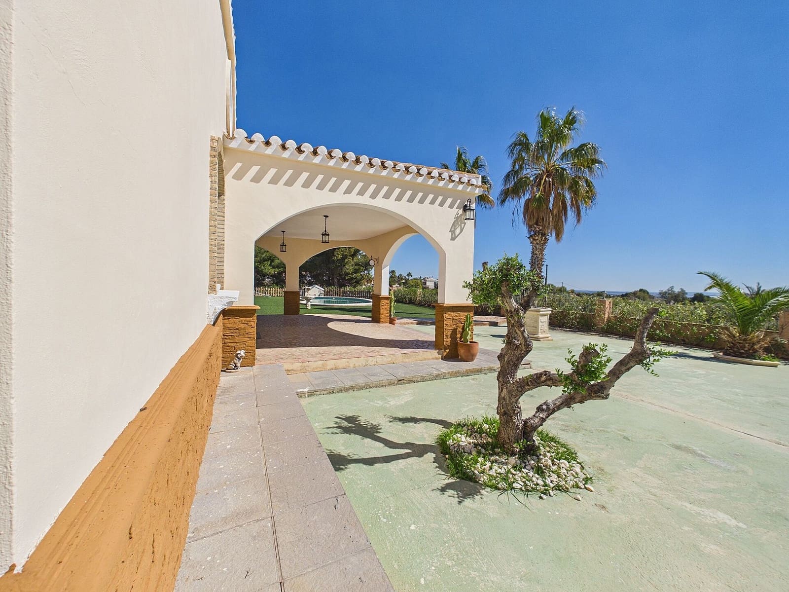 3 soveværelse Villa til salg i Albatera med swimmingpool - € 380.000 (Ref: 9684016)