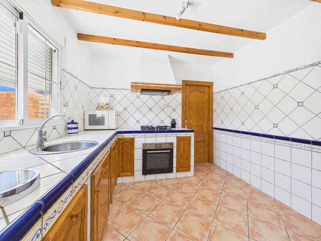 3 soveværelse Villa til salg i Albatera med swimmingpool - € 380.000 (Ref: 9684016)