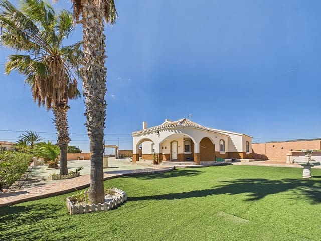 3 soveværelse Villa til salg i Albatera med swimmingpool - € 380.000 (Ref: 9684016)