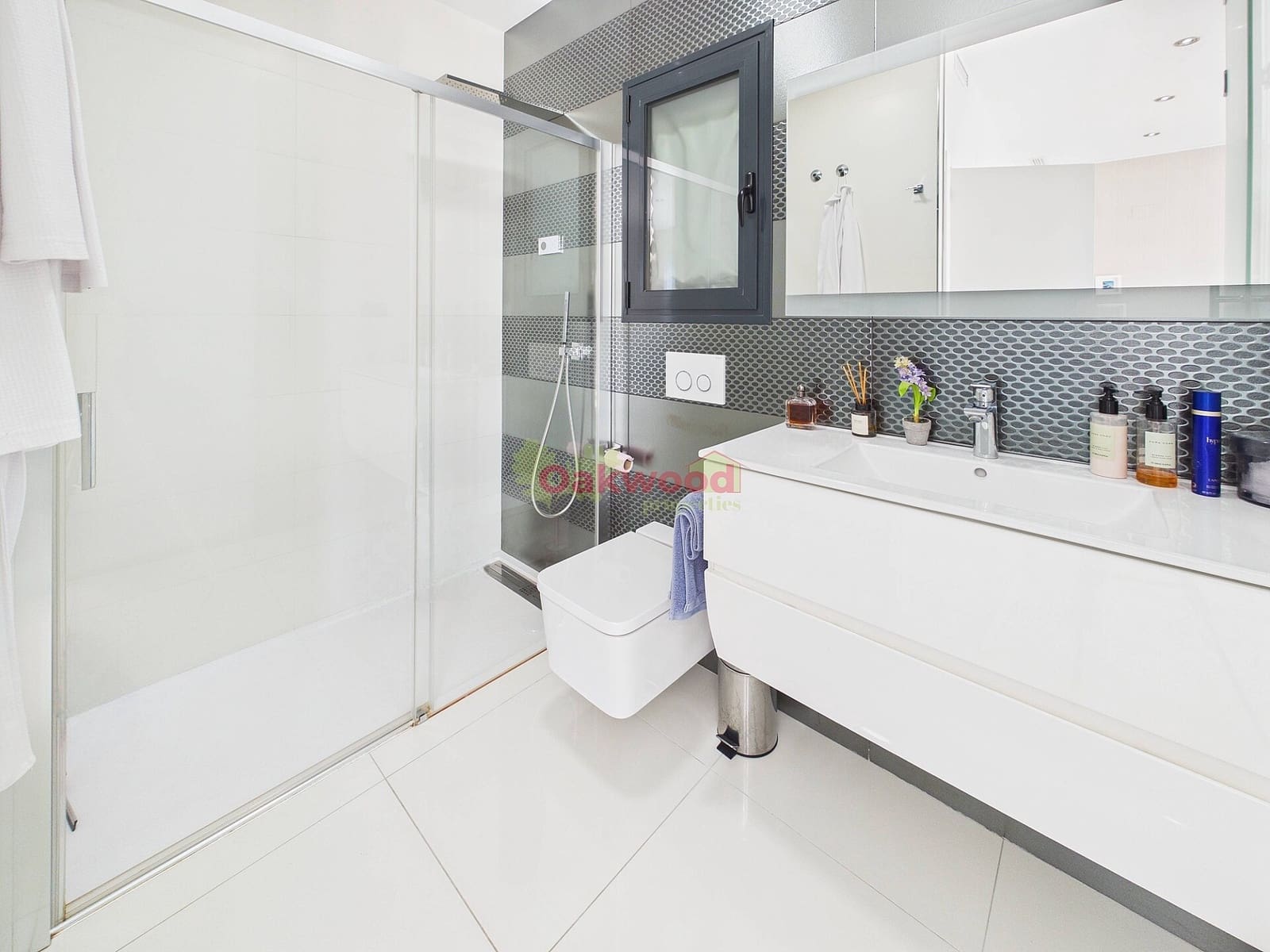 Chalet de 3 habitaciones en Pilar de la Horadada en venta con piscina - 449.000 € (Ref: 9691620)