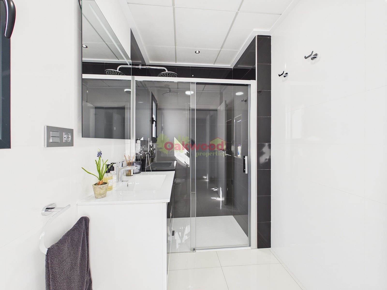 Chalet de 3 habitaciones en Pilar de la Horadada en venta con piscina - 449.000 € (Ref: 9691620)