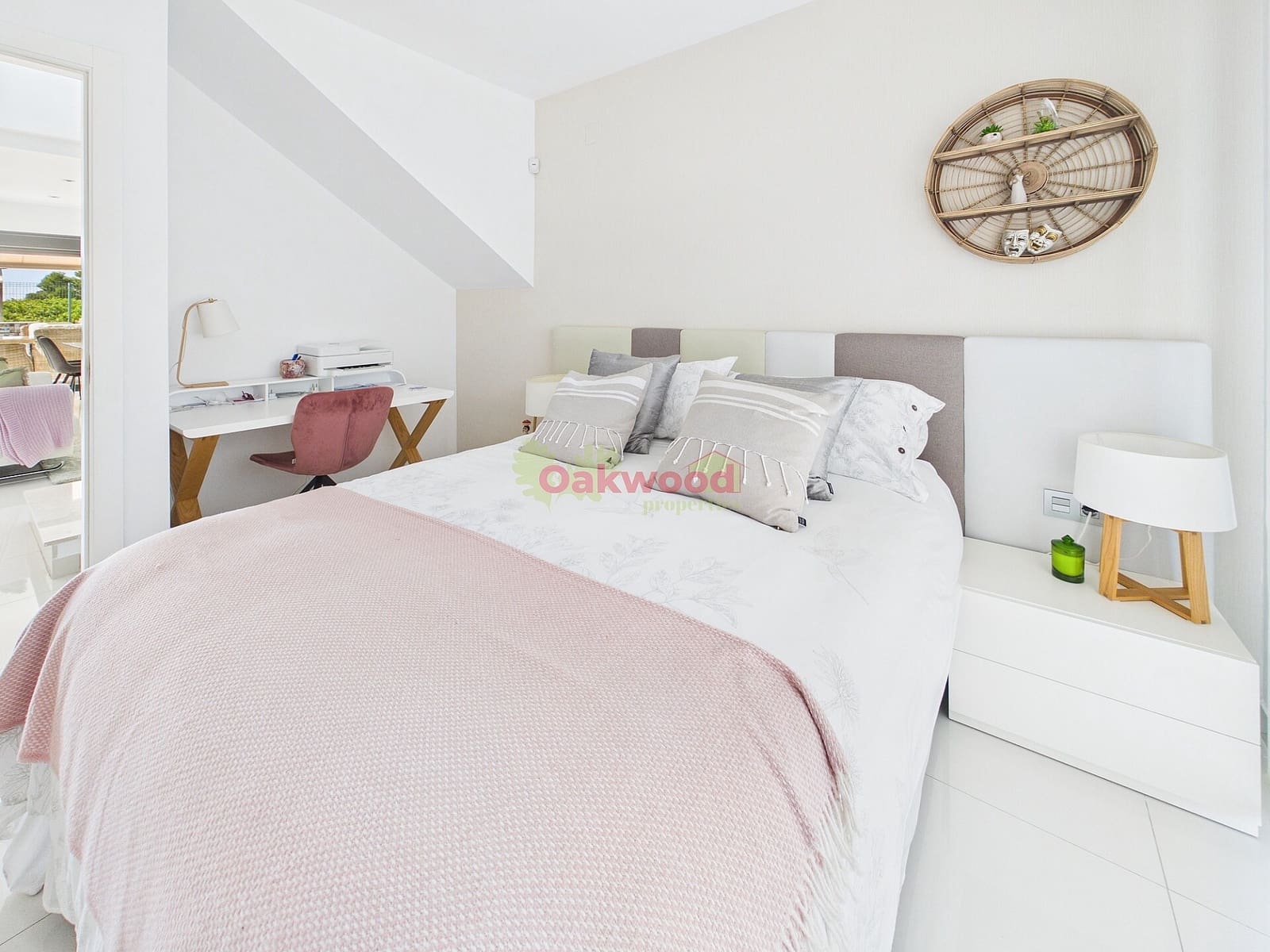 Chalet de 3 habitaciones en Pilar de la Horadada en venta con piscina - 449.000 € (Ref: 9691620)