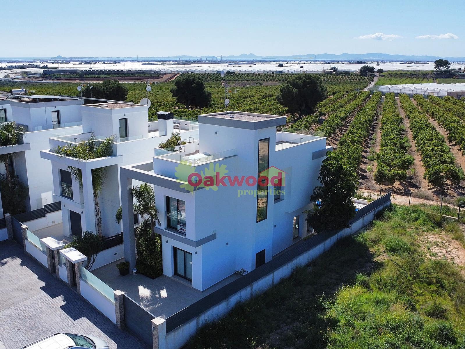 Chalet de 3 habitaciones en Pilar de la Horadada en venta con piscina - 449.000 € (Ref: 9691620)