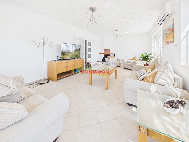 5 quarto Moradia para venda em Pinar de Campoverde, Pilar de la Horadada com piscina garagem - 499 000 € (Ref: 9691621)