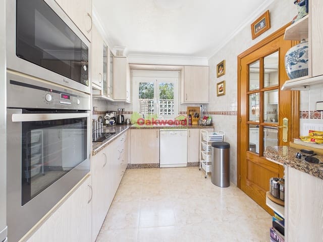 4 slaapkamer Villa te koop in Pinar de Campoverde, Pilar de la Horadada met zwembad - € 399.000 (Ref: 9737183)