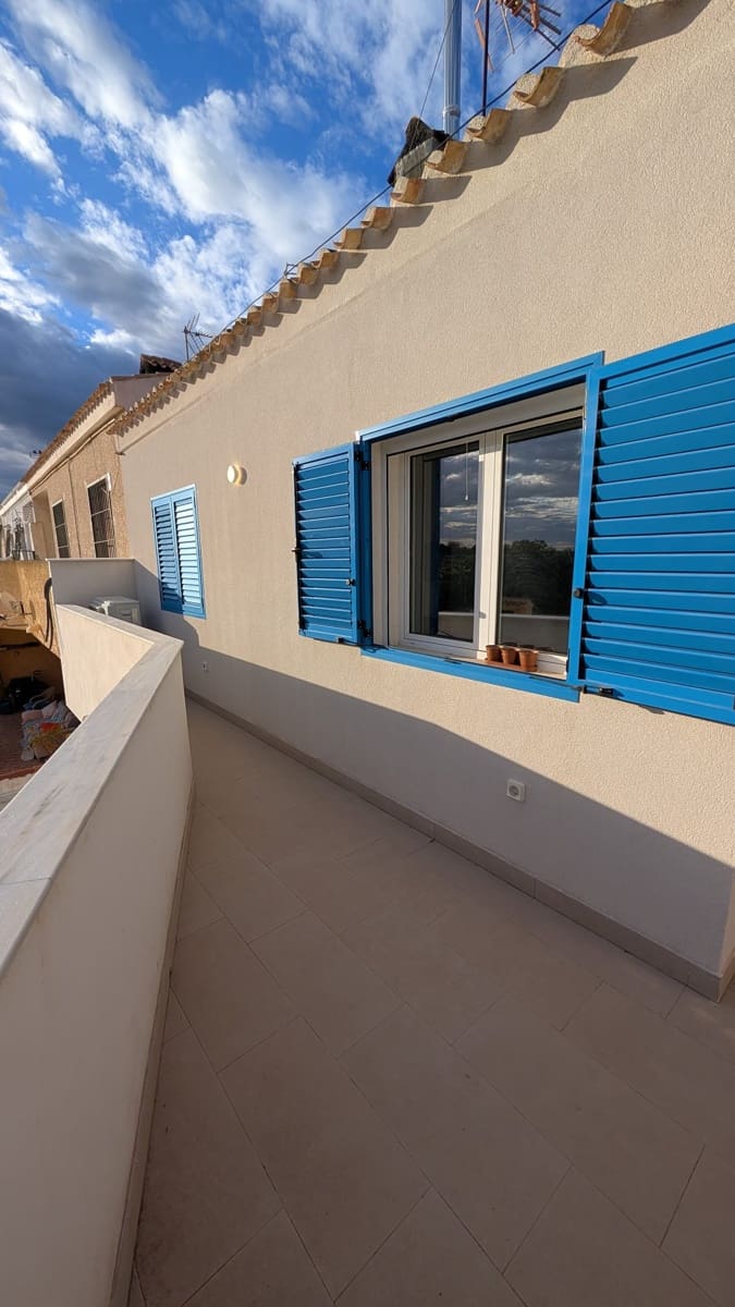 3 makuuhuone Huoneisto myytävänä paikassa Cabo Roig mukana uima-altaan - 159 990 € (Ref: 9805538)