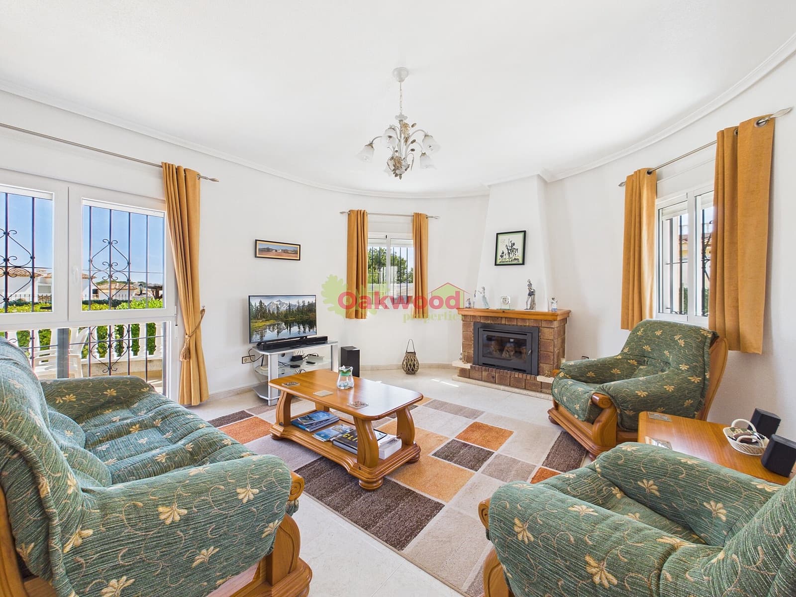 2 bedroom Villa for sale in Pinar de Campoverde with pool - € 270,000 (Ref: 9819298)