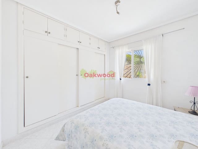 4 camera da letto Villa in vendita in Pilar de la Horadada con piscina garage - 420.000 € (Rif: 9872062)