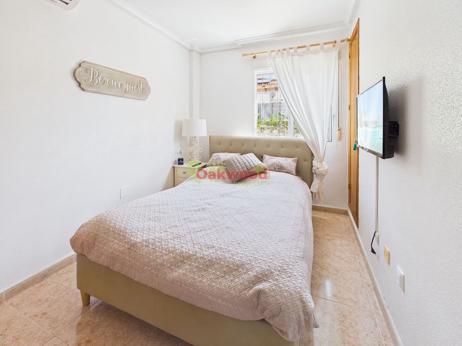 3 soverom Kjedet enebolig til salgs i Pinar de Campoverde med svømmebasseng - € 159 000 (Ref: 9890657)