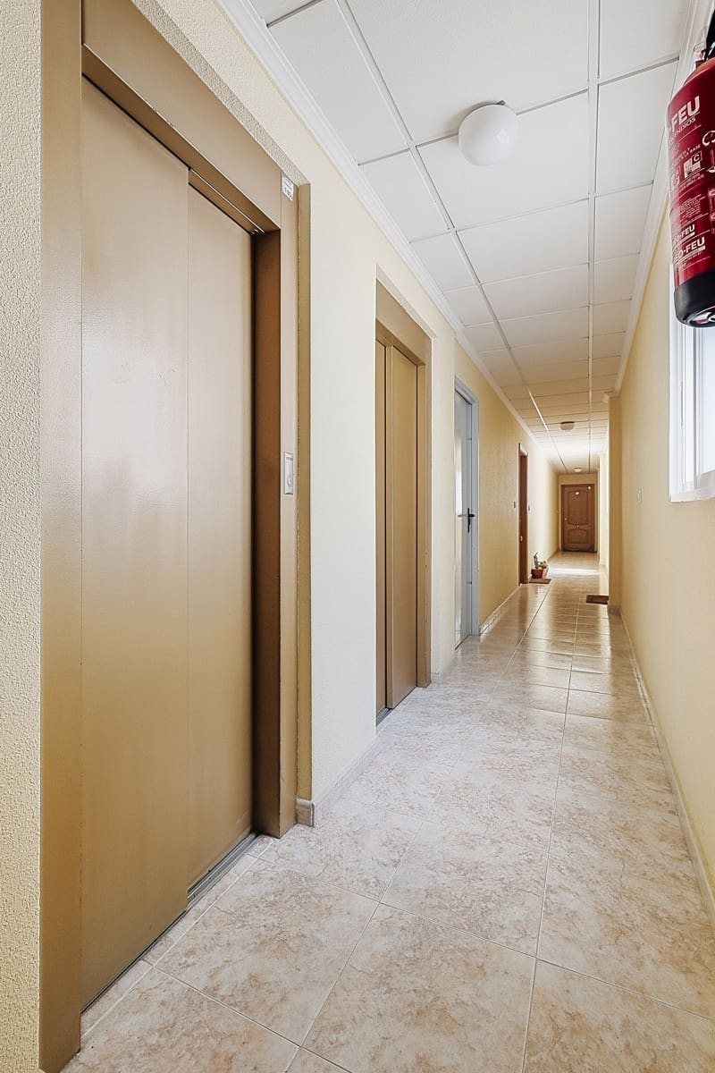 2 soverom Leilighet til salgs i Torrevieja med svømmebasseng - € 135 000 (Ref: 9985302)
