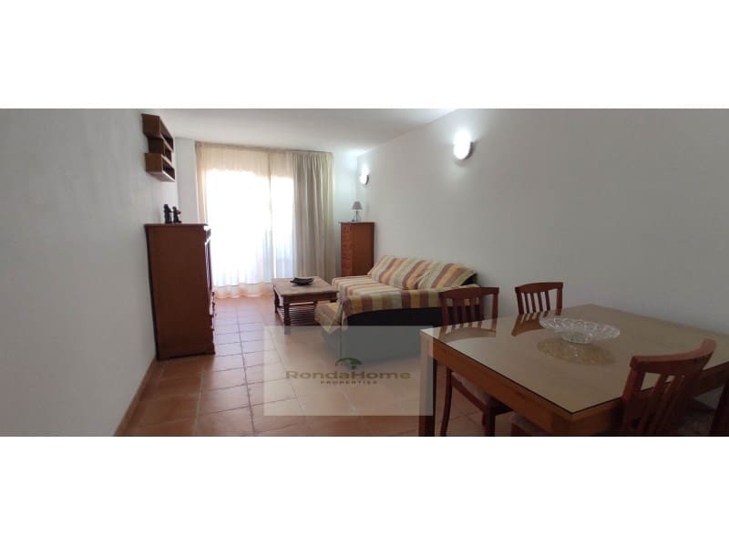 2 makuuhuone Asunto vuokrattavana paikassa Fuengirola mukana 
autotalli - 1 300 € (Ref: 10011415)