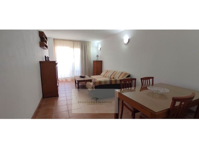 2 makuuhuone Asunto vuokrattavana paikassa Los Pacos, Fuengirola mukana 
autotalli - 1 300 € (Ref: 10011415)