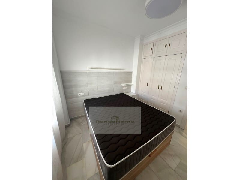2 soveværelse Lejlighed til leje i Fuengirola - € 1.280 (Ref: 10011416)