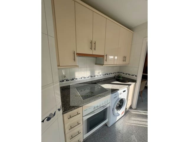 2 soveværelse Lejlighed til leje i Zona Puerto Deportivo, Fuengirola - € 1.280 (Ref: 10011416)