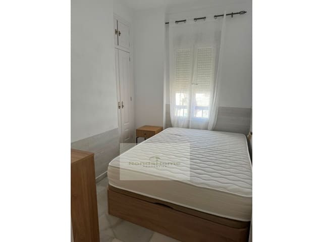 2 soveværelse Lejlighed til leje i Zona Puerto Deportivo, Fuengirola - € 1.280 (Ref: 10011416)