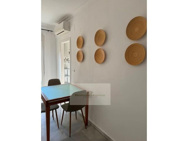 2 soveværelse Lejlighed til leje i Zona Puerto Deportivo, Fuengirola - € 1.280 (Ref: 10011416)