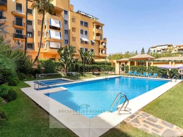 Piso de 2 habitaciones en Nueva Alcántara, Marbella en alquiler con piscina garaje - 2.400 € (Ref: 10011417)