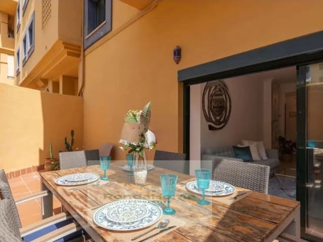 Piso de 2 habitaciones en Nueva Alcántara, Marbella en alquiler con piscina garaje - 2.400 € (Ref: 10011417)