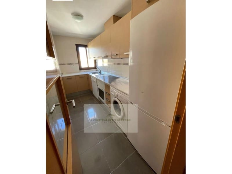 1 bedroom Flat for rent in Fuengirola with garage - € 1,095 (Ref: 10013319)