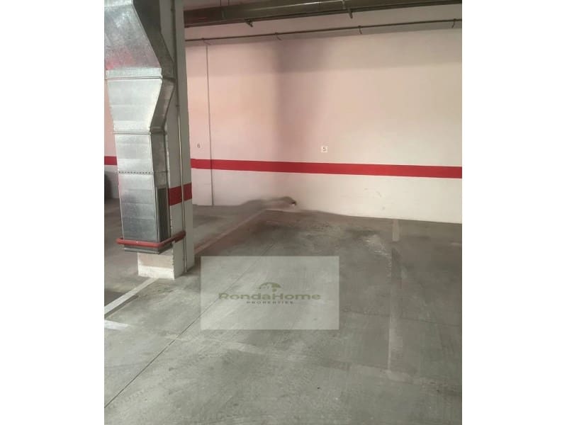 1 bedroom Flat for rent in Fuengirola with garage - € 1,095 (Ref: 10013319)