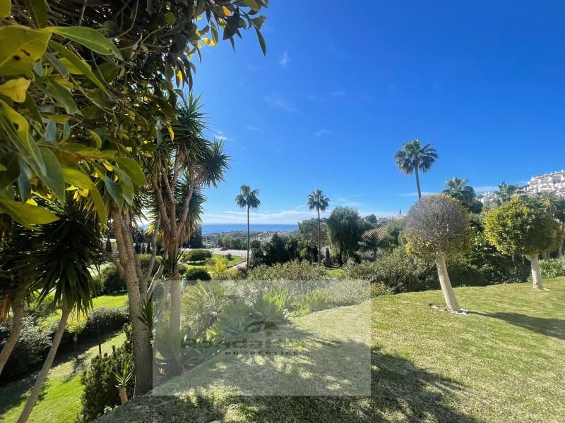 2 Zimmer Wohnung zu vermieten in Calahonda mit Pool Garage - 1.400 € (Ref: 10015500)