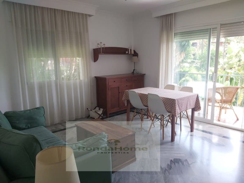 1 Zimmer Wohnung zu vermieten in Golden Mile mit Pool Garage - 1.300 € (Ref: 10015501)