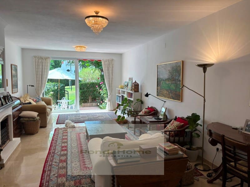 3 chambre Villa/Maison à vendre à New Golden Mile avec garage - 520 000 € (Ref: 10019182)