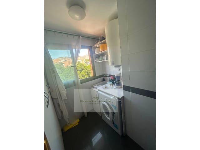 Piso de 3 habitaciones en Torremolinos en alquiler con piscina garaje - 1.425 € (Ref: 10024041)