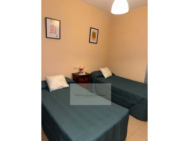 2 camera da letto Appartamento da affittare in Puerto de Estepona, Estepona con garage - 1.200 € (Rif: 10024042)