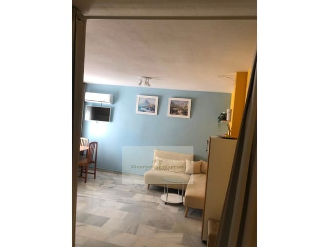 1 sovrum Lägenhet att hyra i Zona Centro Comercial Torrequebrada, Benalmádena med pool - 800 € (Ref: 10029424)