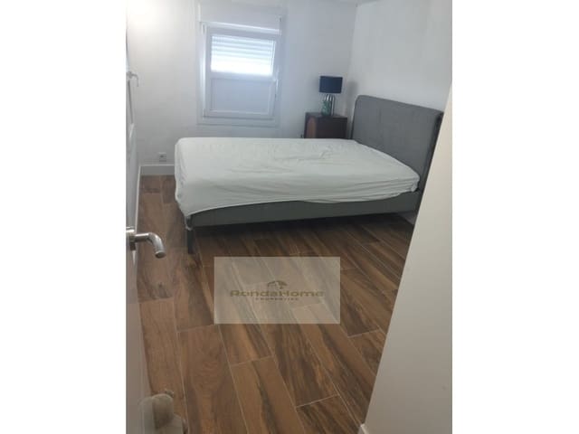 Villa/Maison de 2 chambres à louer à Caleta de Vélez, Vélez-Málaga avec piscine - 1 350 € (Ref: 10029425)