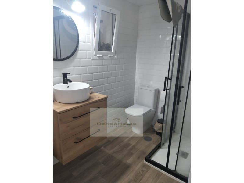 Villa/Maison de 2 chambres à louer à Caleta de Velez avec piscine - 1 350 € (Ref: 10029425)
