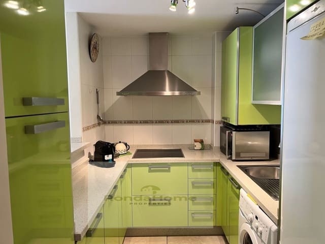 2 slaapkamer Flat te huur in Zona Puerto Deportivo, Fuengirola - € 1.350 (Ref: 10030497)