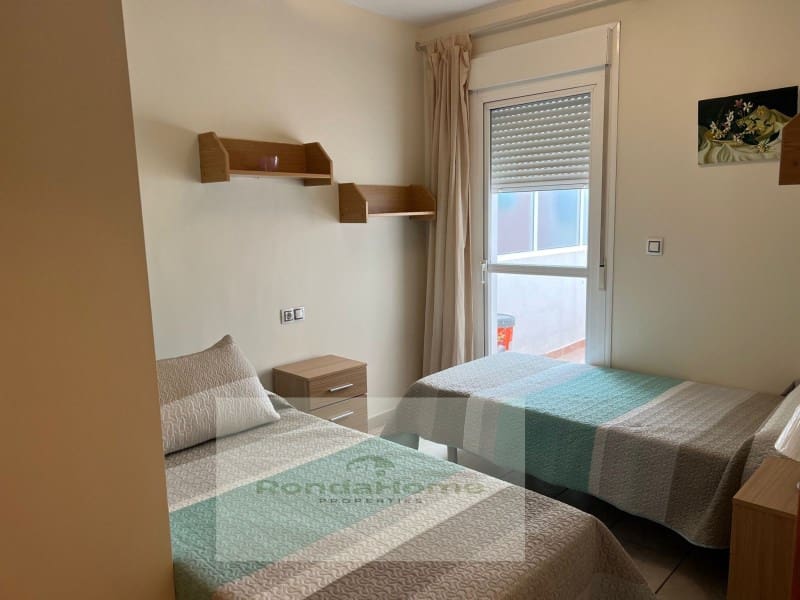 2 slaapkamer Flat te huur in Fuengirola - € 1.350 (Ref: 10030497)