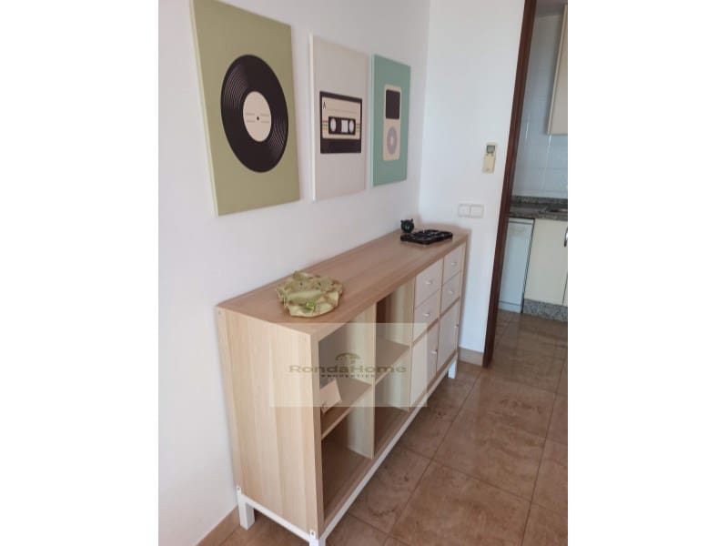 2 sovrum Lägenhet att hyra i Manilva med garage - 1 200 € (Ref: 10033891)