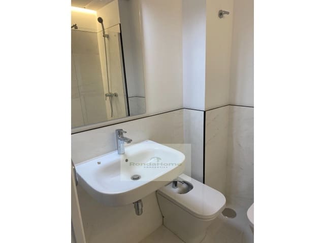2 bedroom Flat for rent in Marmoles, Málaga city - € 1,200 (Ref: 10035329)