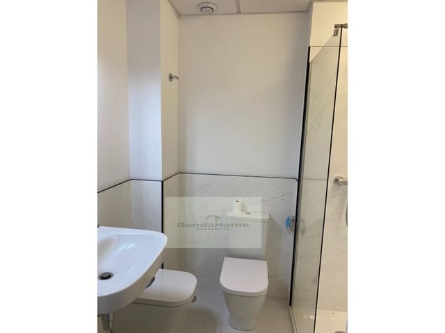 2 bedroom Flat for rent in Marmoles, Málaga city - € 1,200 (Ref: 10035329)