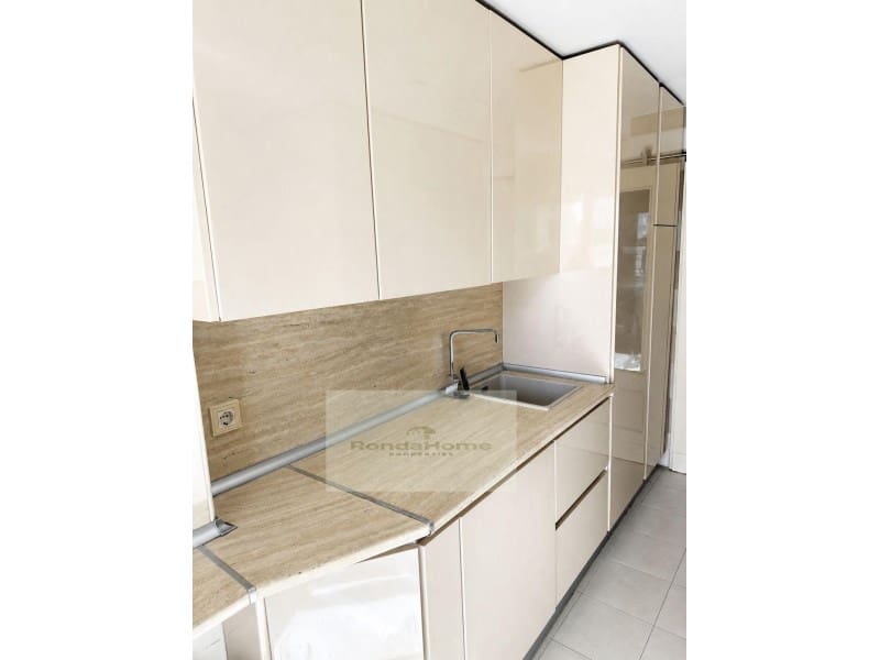 2 slaapkamer Flat te huur in Torremolinos met zwembad garage - € 1.700 (Ref: 10045234)