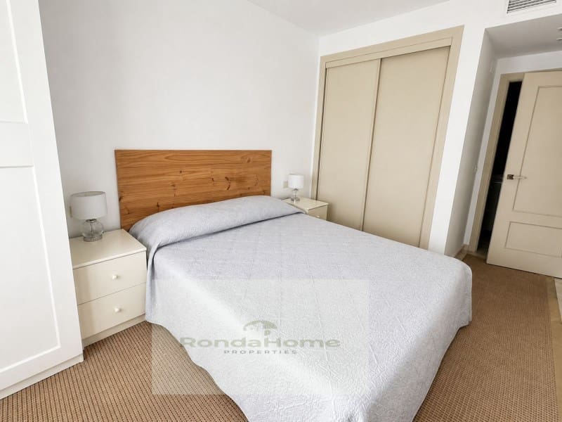 2 slaapkamer Flat te huur in Torremolinos met zwembad garage - € 1.700 (Ref: 10045234)