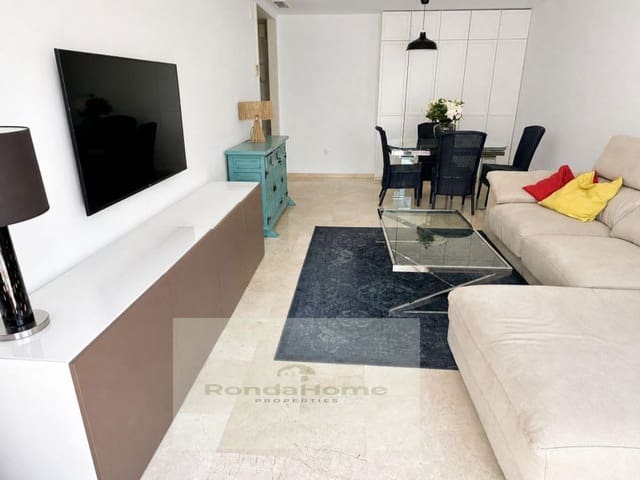 2 slaapkamer Flat te huur in Torremolinos met zwembad garage - € 1.700 (Ref: 10045234)
