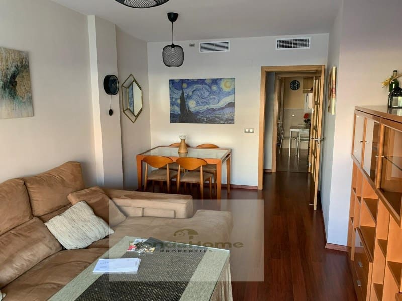 2 soveværelse Lejlighed til leje i Malaga by med garage - € 1.250 (Ref: 10045235)