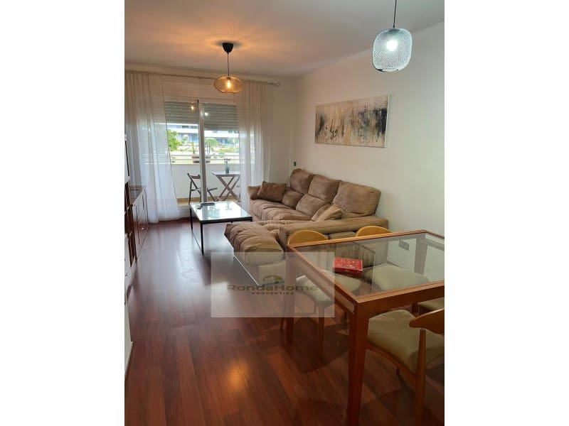 2 soveværelse Lejlighed til leje i Malaga by med garage - € 1.250 (Ref: 10045235)