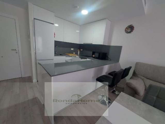 2 bedroom Flat for rent in Almayate, Vélez-Málaga with pool garage - € 1,000 (Ref: 10047281)