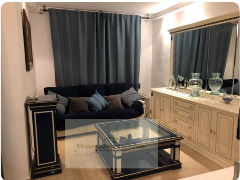 3 Zimmer Villa zu vermieten in New Golden Mile mit Pool Garage - 1.900 € (Ref: 10051833)