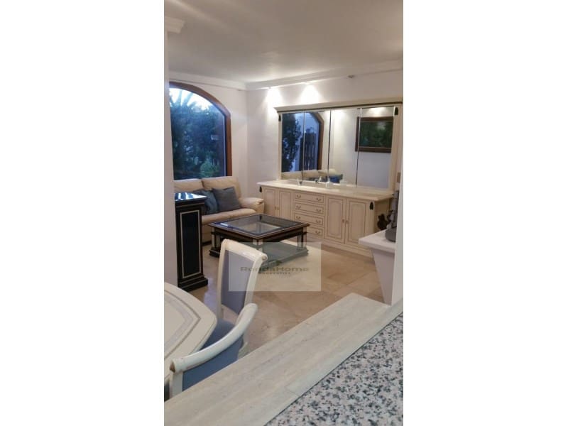 3 Zimmer Villa zu vermieten in New Golden Mile mit Pool Garage - 1.900 € (Ref: 10051833)