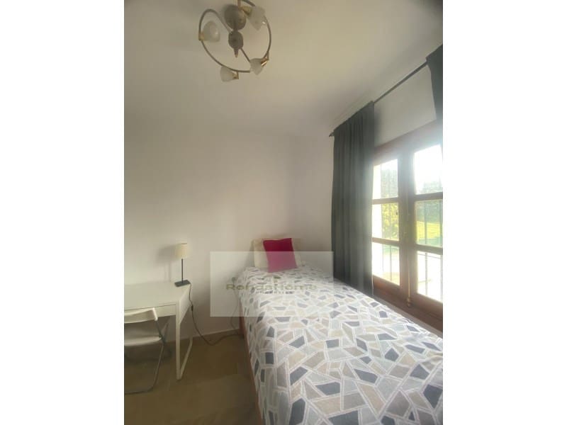 3 Zimmer Villa zu vermieten in New Golden Mile mit Pool Garage - 1.900 € (Ref: 10051833)