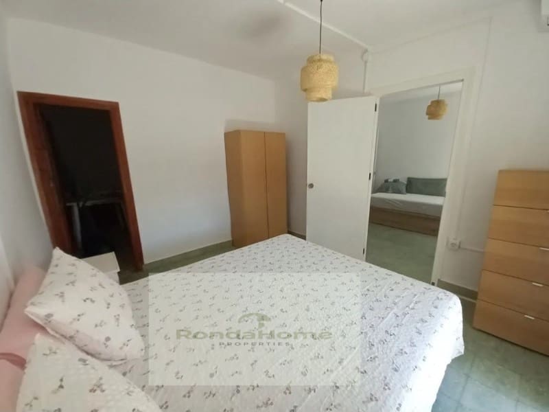 3 Zimmer Apartment zu vermieten in Estepona - 1.500 € (Ref: 10051835)