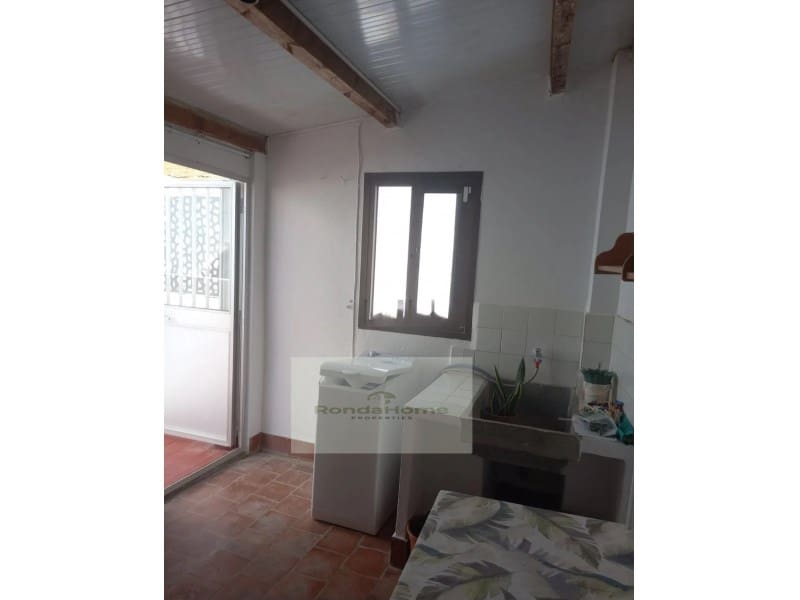 3 Zimmer Apartment zu vermieten in Estepona - 1.500 € (Ref: 10051835)