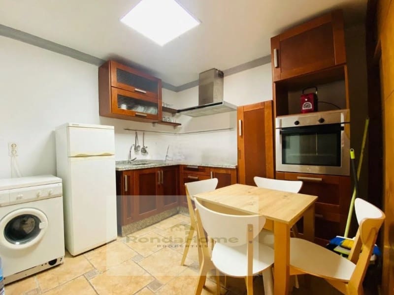 2 bedroom Flat for rent in Torremolinos - € 1,300 (Ref: 10051836)